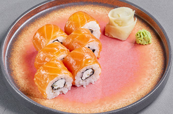 Филадельфия с огурцом маки