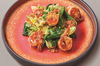 Салат с креветками и заправкой васаби винегрет